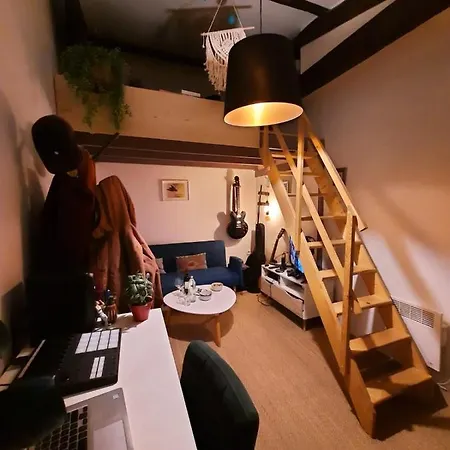 Apartment Comfortable Studio Near Buttes Chaumont Paris